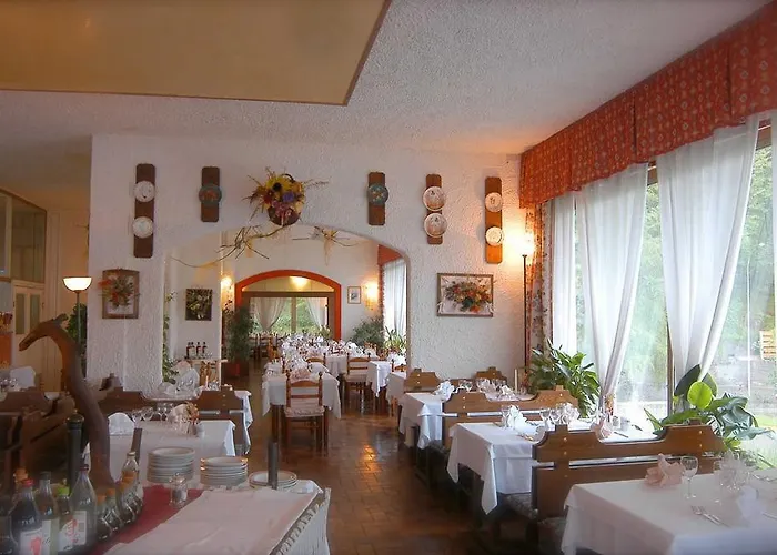 فندق Quattro Valli 3*