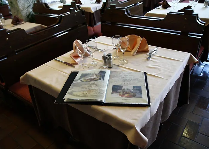 فندق Quattro Valli لونجاروني